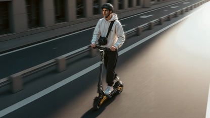 OOTD S10 E-Scooter 1400W Brand Motor 48V20AH Battery City Off-Road Electric Scooter Adult 10-inch Road Tires Foldable EScooters